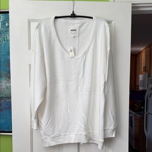 Aerie Classic White Scoop Neck Sweatshirt